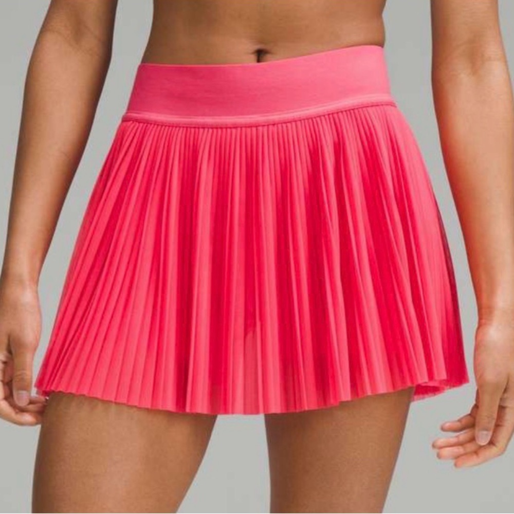 Lululemon Mesh Pleats Mid Rise Mini Tennis Skirt Lip Gloss Pink Size 6